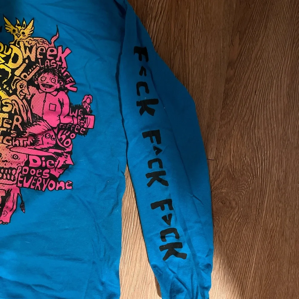 Band tee - Picture 3 of 3